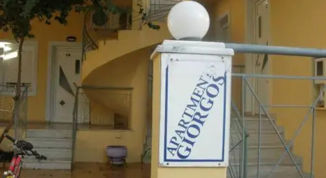 Giorgos Apartments