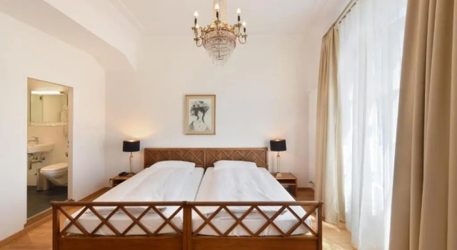 Четырёхместный номер Standard Hotel National Bern