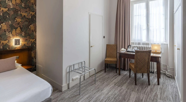 Четырёхместный номер Standard Best Western de Diane
