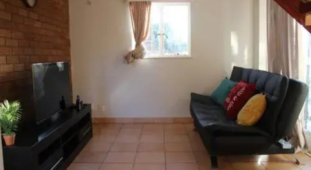 Warm, Comfy Duplex 5min Walk To North Park Mall, Reservar Hotel Pretoria Pretória
