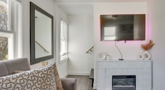 Easy Access to Nyc! Sleek Suburban Apartment, Rezervați Apartament Mamaroneck New York State