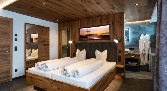 Двухместный номер Deluxe с балконом Hotel Huber Hochland