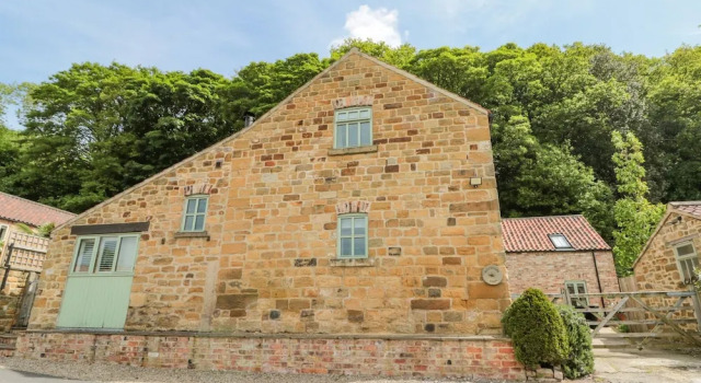 Woodside Barn, Rezervați Casă de vacanță Hoteluri în Yorkshire Moors cu parcare, Parcare