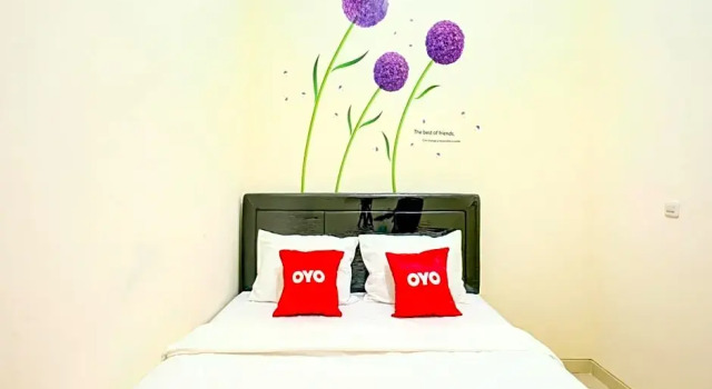 Camera Standard OYO 90173 Innapp Tenggilis Family Residence
