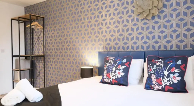 Апартаменты Beautiful Contractor&Family Apartment & Close to Bedford Hospital inc Free Parking