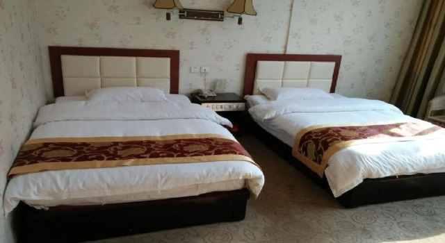 Huayu Business Hotel, Rezervovat Hotel Luo-jang Henan