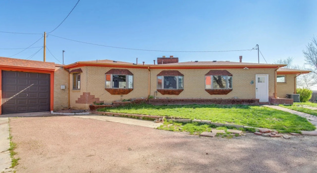 5 Mi to Dtwn Denver: Pet-friendly Home w/ Patio, Prenota Casa vacanze Denver Colorado