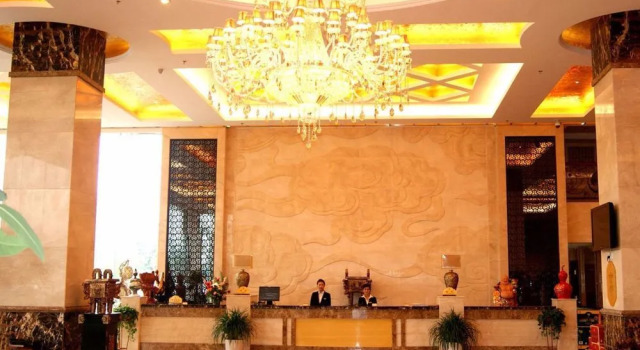 Qingdao Xinfusheng Yihai Intl. Hotel