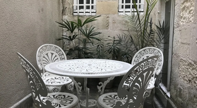 Appartement Vieux Port La Rochelle, Rezerwuj Apartament Hotele w Charente-Maritime z parkingiem, Parking