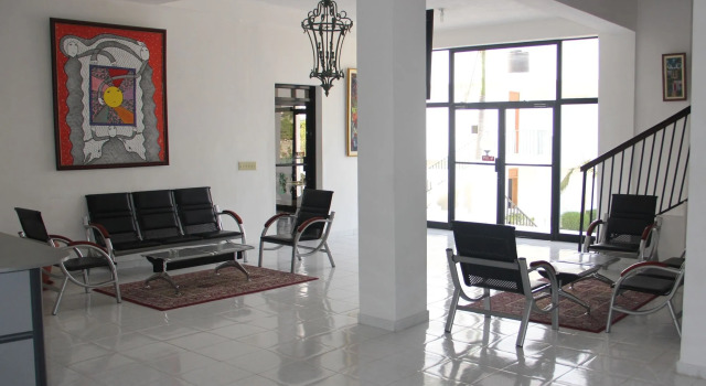 Renaissance Hotel, Reservar Hotel Delmas 