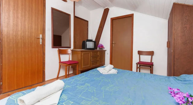 Apartments Jele, Забронировать Апартаменты/квартира Отели Цавтат с парковкой, рядом с Пляж Циста Лука 1, Парковка