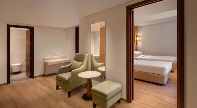 Люкс Courtyard by Marriott Tiruchirappalli