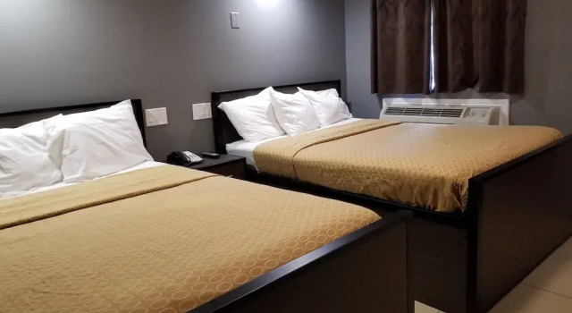 Lone Star Inn by FairBridge, Book Hotel Rosenberg Houston