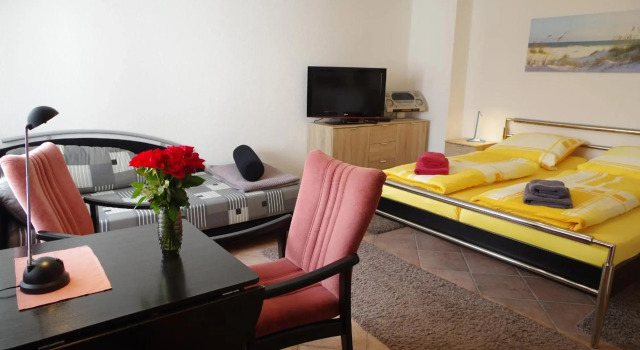 Gästehaus Gaens - Ferienhaus, Reservar Hotel Neuwilthen Bautzen