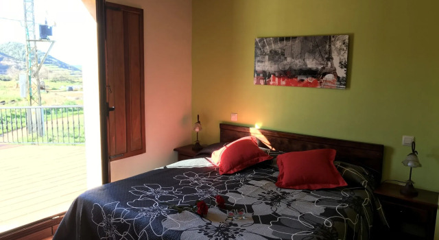 Posada Mediavia, Rezerwuj Pensjonat  