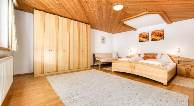 Haus Alvier - 3-zimmer Fewo Rothorn mit Terrasse, Забронировать Отель Бранд Brandnertal, рядом с Канатная дорога Гульмабан