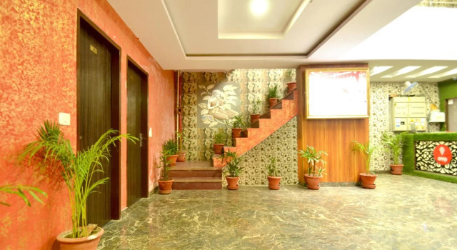 Fabexpress Grand Inn, Varaa Hotelli Hotellit Chandigarh Region aamiaisella, Aamiainen