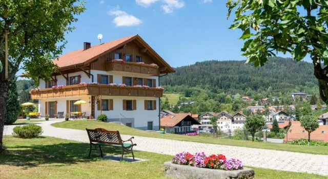 Апартаменты с балконом Ferienwohnungen Haus Elisabeth