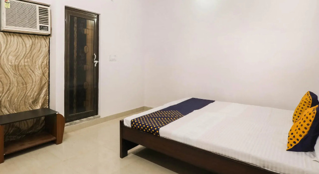 SPOT ON 76421 Kuldeep Inn