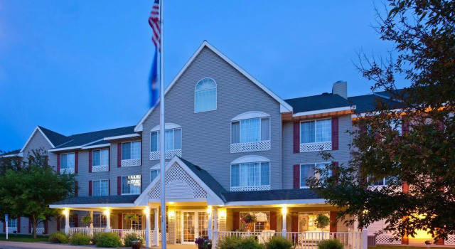 Country Inn & Suites by Radisson, St. Cloud West, MN, 预订 酒店 圣克劳德 明尼苏达州