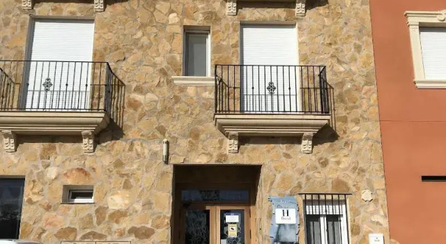 Hostal Rural Los Girasoles de iniesta, Book Hostel Hostels in Iniesta, Hostel