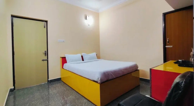 Четырёхместный номер Deluxe Dhanas Residency Auroville