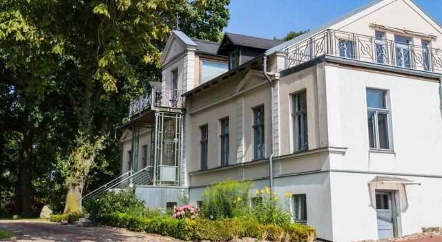 Gutshof Groß Behnkenhagen, Забронировать Отель Отели Зундхаген 3 звезды, 3*