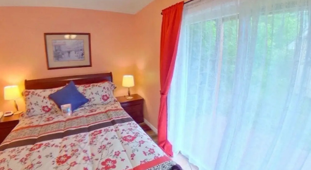 Forest Creek Bed & Breakfast and Retreat, Reserva ahora Hotel Hoteles en Ontario con aparcamiento, Aparcamiento