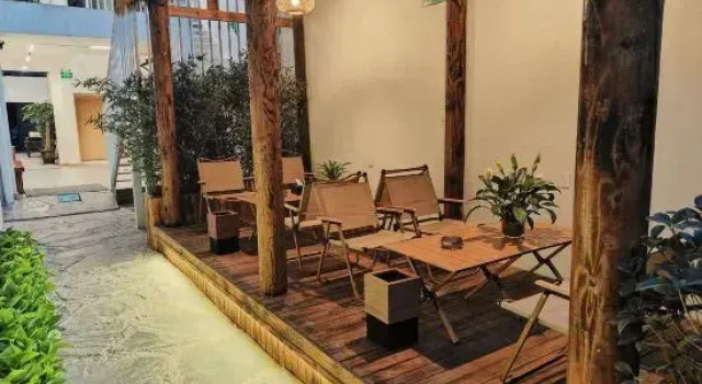 Happy Courtyard (Luoyi Ancient City, Cross Street), Rezervovat Hotel Luo-jang Henan