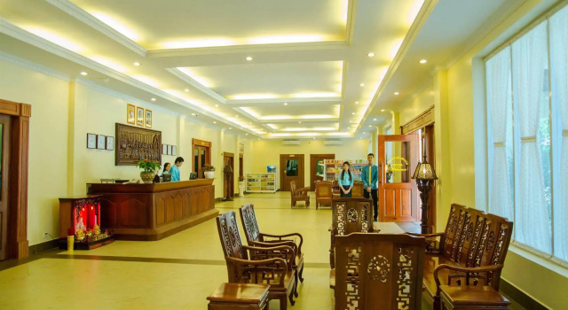 Golden Sea Beach Hotel, Забронировать Отель Отели Сиануквиль с завтраком, рядом с Bus Station, Завтраки
