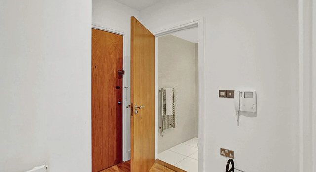 Urban Retreat: Stylish 1-bed Bliss