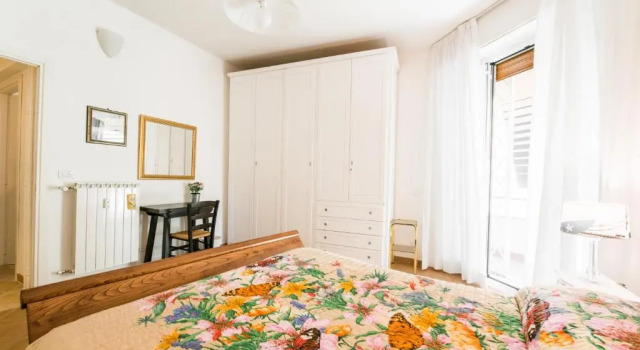 Maison Velia San Giovanni, Забронировать Отель Сан-Джованни Рим, рядом с Ослиные ворота