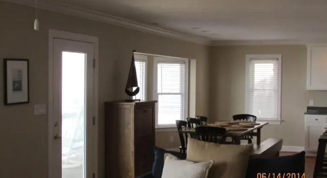 Pelican Watch - 6 Br Home