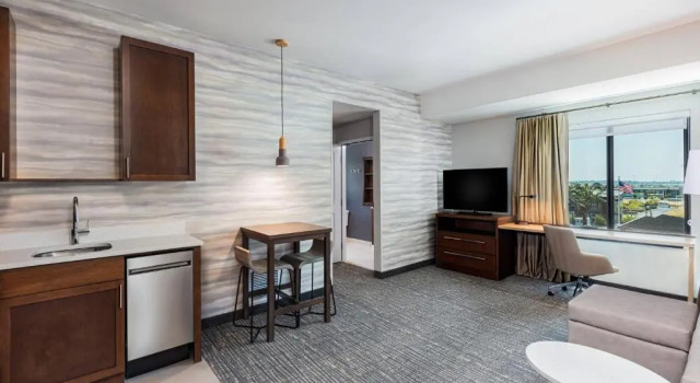 Двухместный люкс c 1 комнатой с видом на город Residence Inn Riverside Moreno Valley
