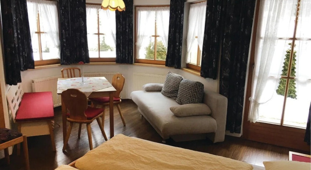 Beautiful Apartment in St. Leonhard With 1 Bedrooms and Wifi, Забронировать Апартаменты/квартира Апартаменты Тироля, Апартаменты/квартира