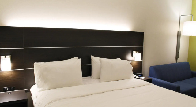 Люкс Holiday Inn Express & Suites St. Louis South - I-55 by IHG