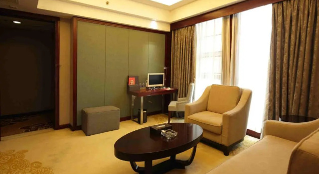 Huagang International Hotel