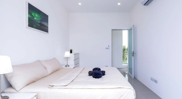 Modern 3 Bedroom Private Pool Villa KH-A1, Rezervovat Vila Hotely v Central Thailand s parkováním, Parkování