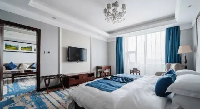 Двухместный люкс Yunhe Huangcheng International Hotel