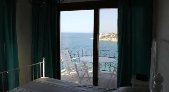 True Blue Pansiyon Karaburun, Rezerwuj Hotel Karaburun Aegean Region