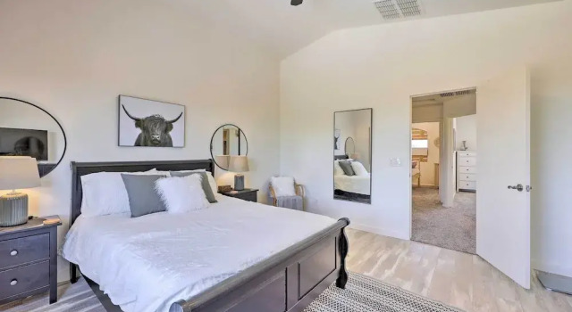 Updated Maricopa Retreat < 2 Miles to Golf!, Book Feriehus Sommerhuse i Maricopa, Hytte