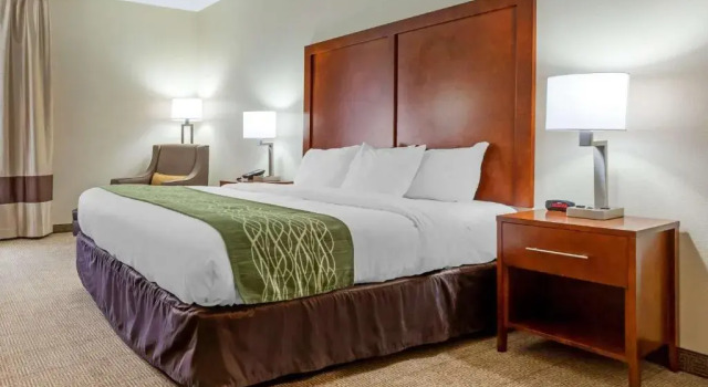 Номер Standard Comfort Inn & Suites Lenoir Hwy 321 Northern Foothills