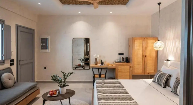 Люкс Superior Almyra Oia Suites