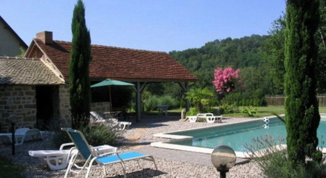 La Majorie Basse, Book Hotel Altillac 