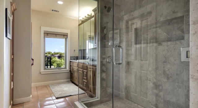 The Authentic Atx Experience Estate 5 Bedrooms 5 Bathrooms Home