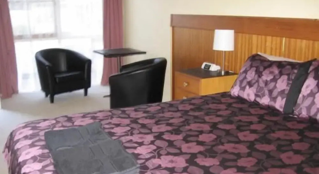 Darlot Motor Inn, Book Hotel Hotels in Horsham with Parking, Parking
