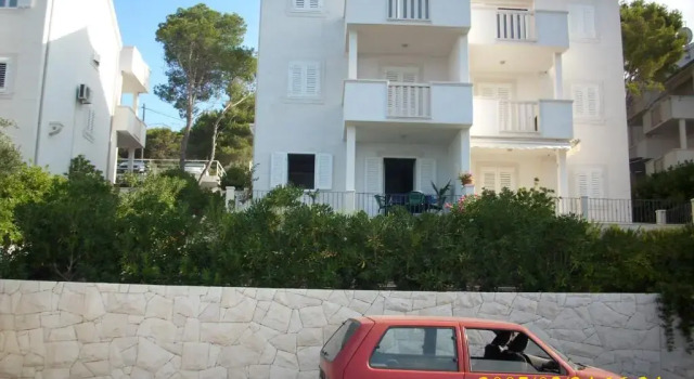 Апартаменты с 2 комнатами с балконом и с видом на море Apartments Sea Star