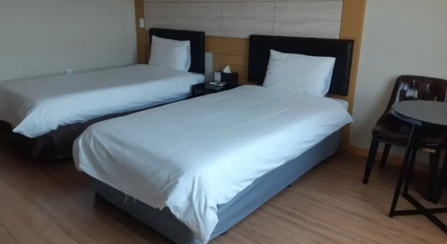 Gangneung Central, Boek Hotel Hotels in Gangwon-Do met parkeren, Parkeren