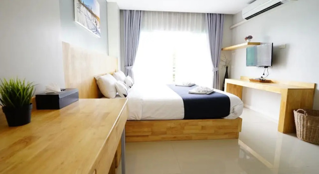 Двухместный номер Superior с балконом Interpark Hotel & Residence, Eastern Seaboard Rayong