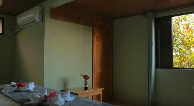 Motmot, Double Large Room With air Conditioning and sea View, Забронировать Гостевой дом Гостевые дома Пунтаренаса, Гостевой дом
